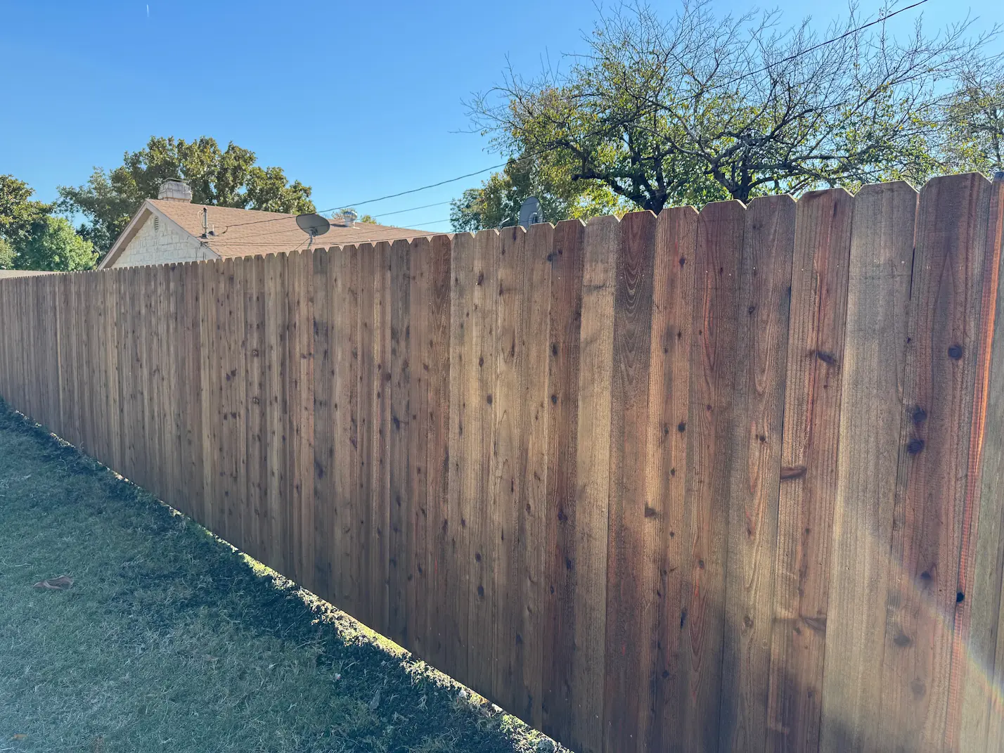 Low-maintenance Trex composite fence in Dallas, TX